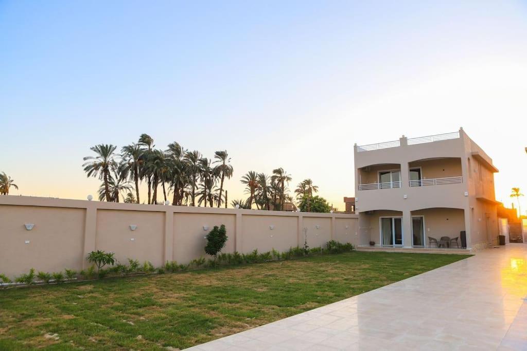 Royal Nile Villas - Nile View Apartment 2 Louxor Extérieur photo